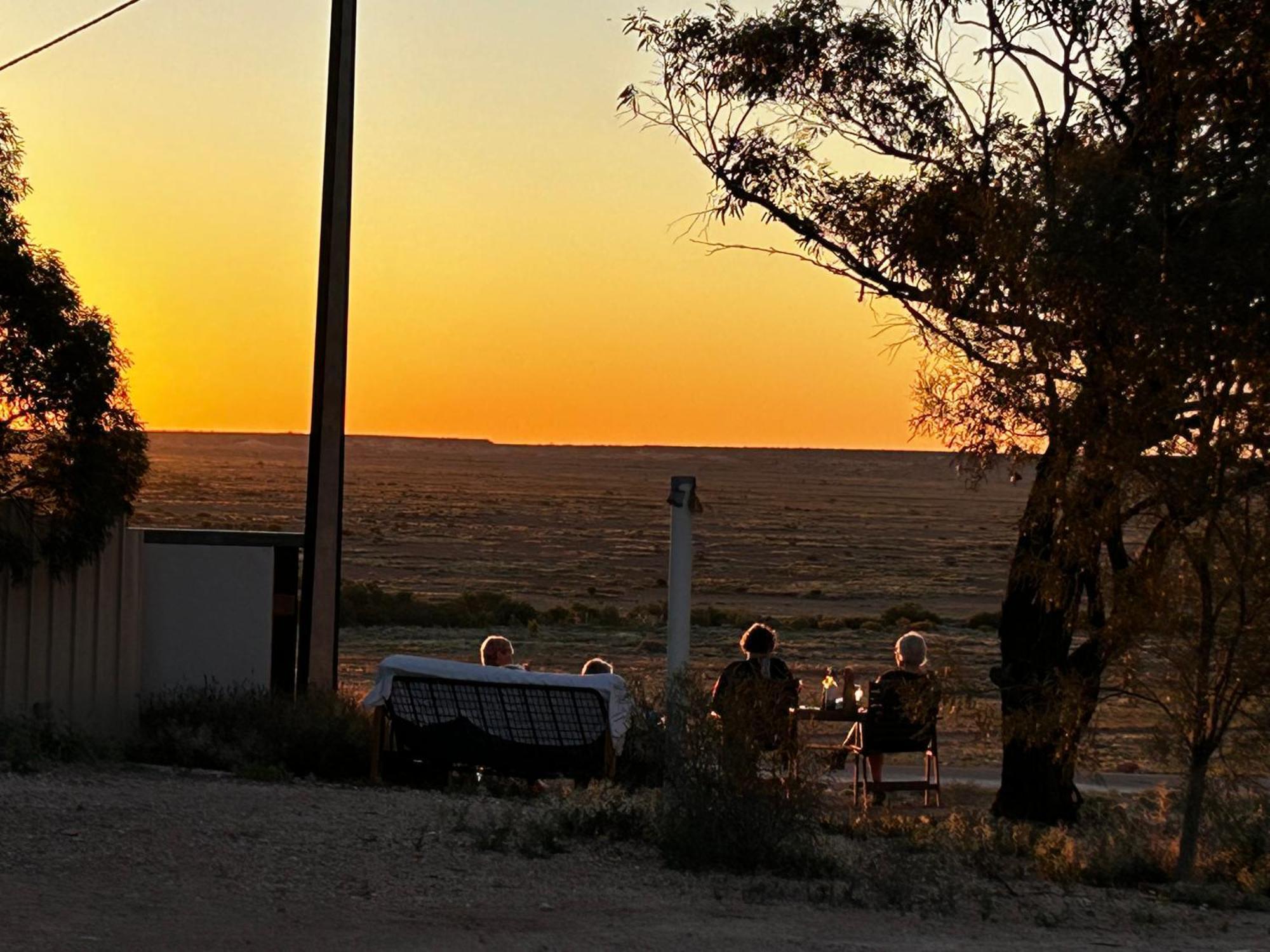 Di'S Dugouts Hotell Coober Pedy Eksteriør bilde