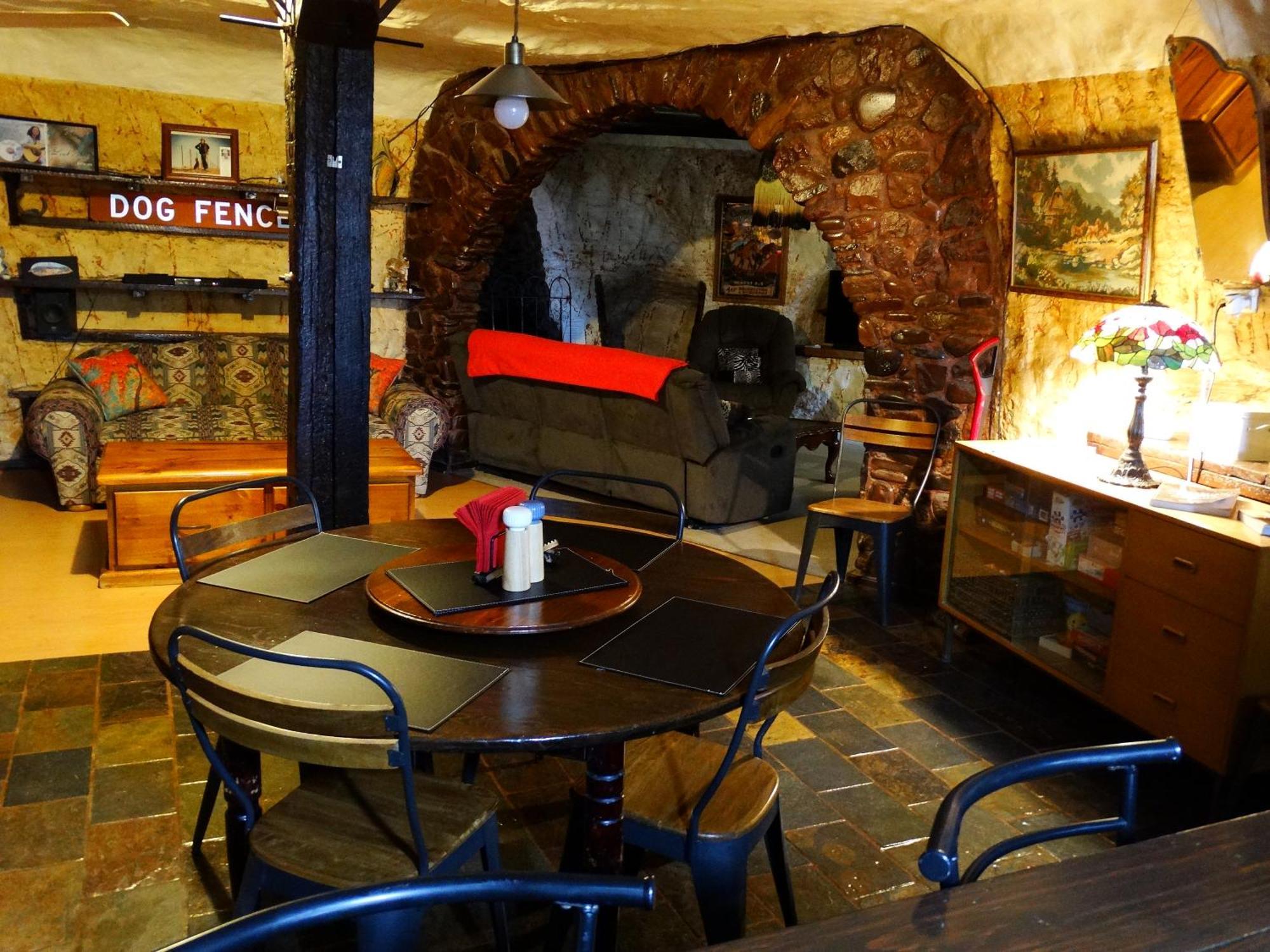 Di'S Dugouts Hotell Coober Pedy Eksteriør bilde