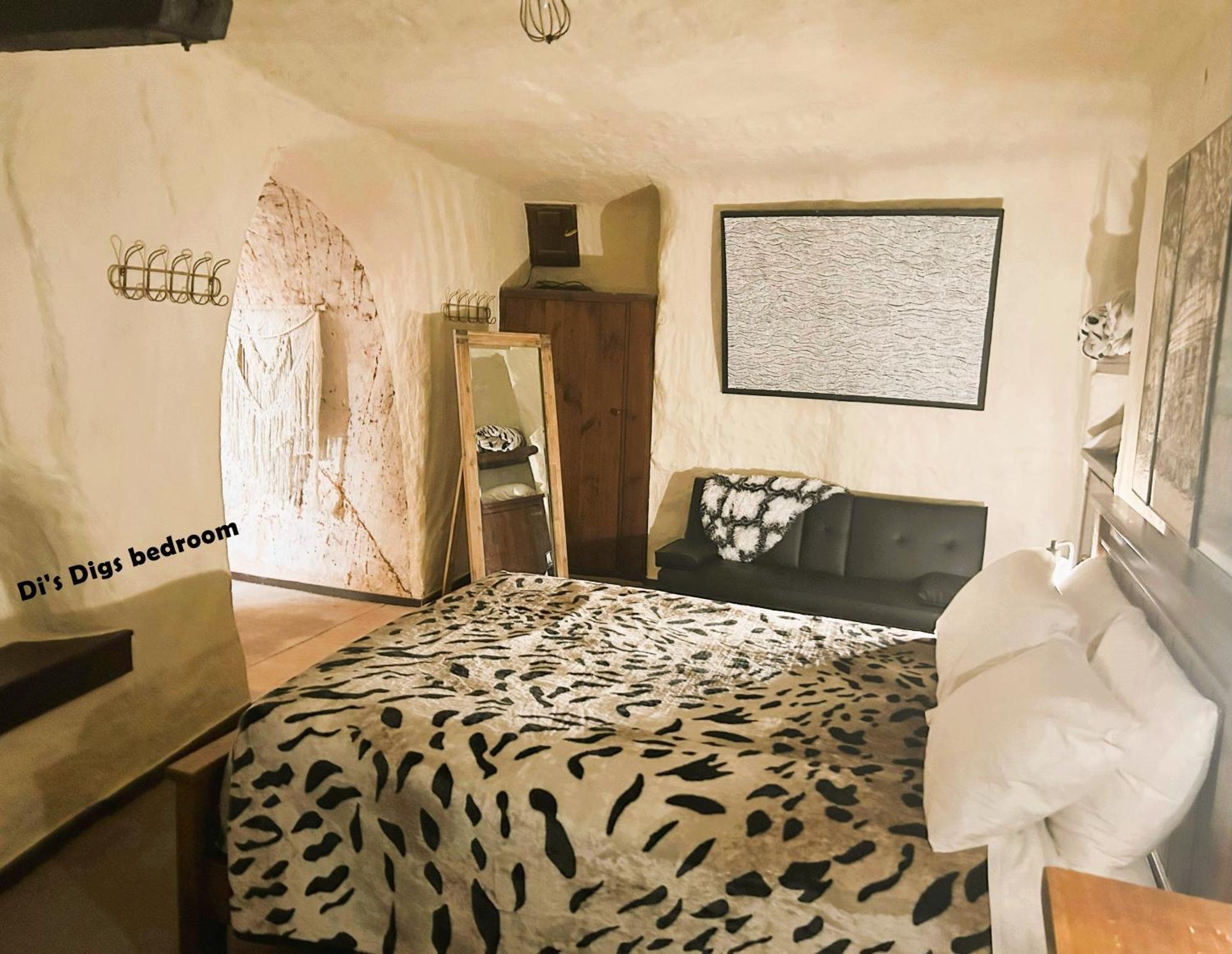 Di'S Dugouts Hotell Coober Pedy Eksteriør bilde
